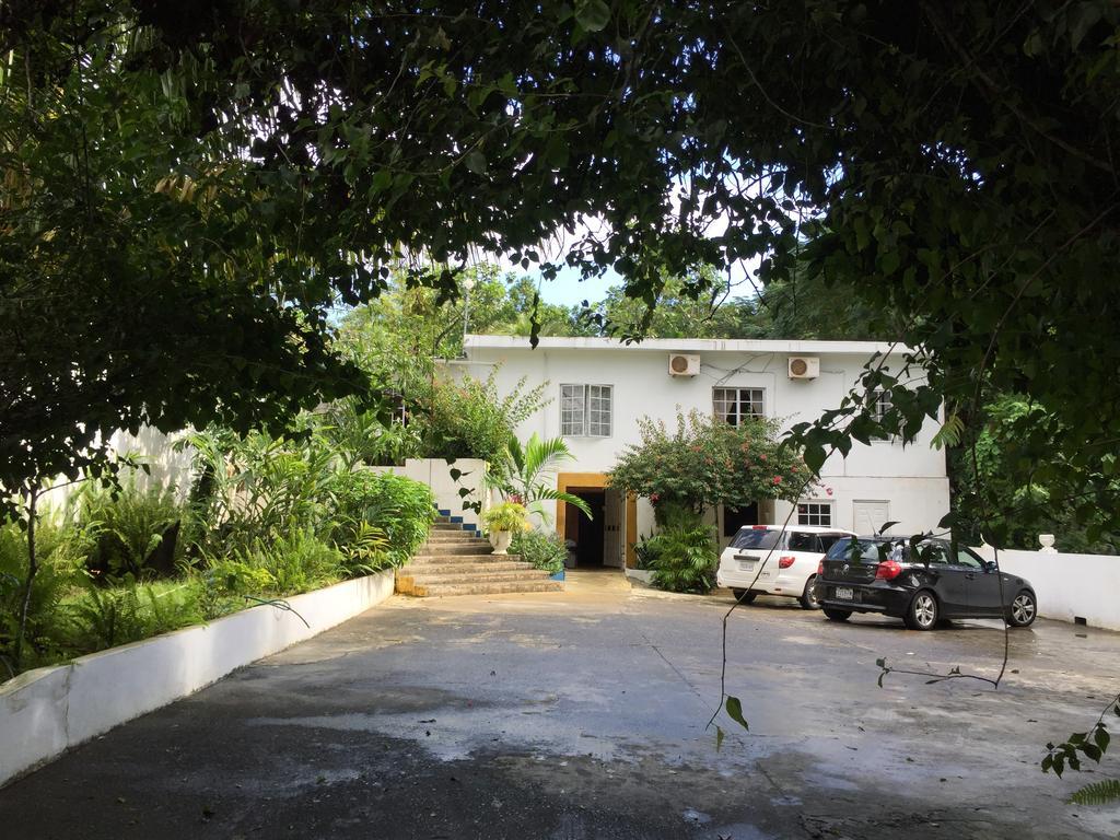 San San Tropez Hotel Port Antonio Exterior photo